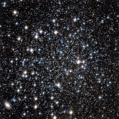 Hubble image of globular star cluster NGC 5466