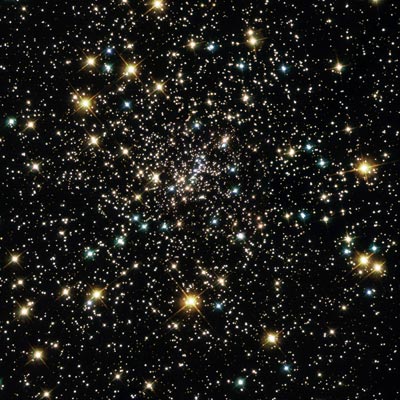 Hubble image of open star cluster NGC 6397