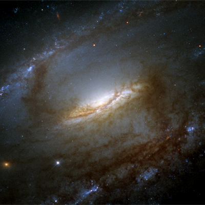 Closeup image of the center of spiral galaxy NGC 5792