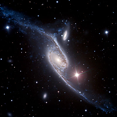 ESO image of barred spiral galaxy NGC 6872