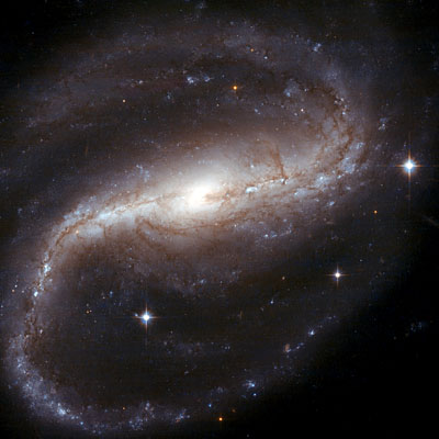 Hubble image of barred spiral galaxy NGC 7479