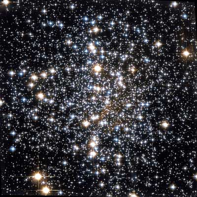 Hubble image of globular star cluster M4 in Scorpius