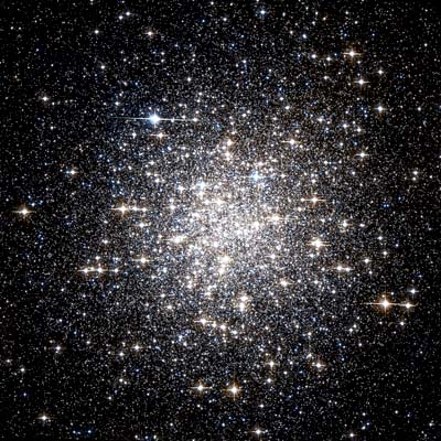 Hubble image of Globular star cluster NGC 5986