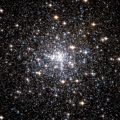Globular star cluster NGC 6752 as seen by the Hubble Space Telescope