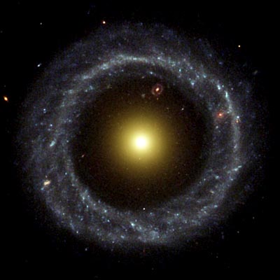 Hubble image of Non-typical galaxy Hoag's Object 