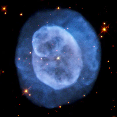 Image of planetary nebula NGC 5979 in Triangulum Australe