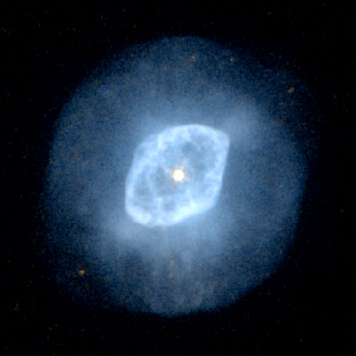 Hubble image of planetary nebula NGC 6891 