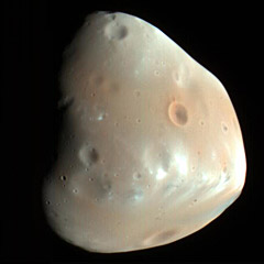 Mars Reconnaissance Orbiter color image of Mars' moon Deimos