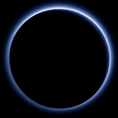New Horizons photo of Pluto's far side showing its blue atmosphere