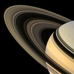 Cassini close-up image of Saturn and its rings