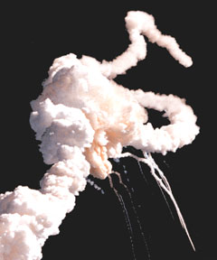 Photo Challenger Accident Explosion