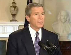 Image of President George W. Bush giving speech on Space Shuttle Columbia tragedy