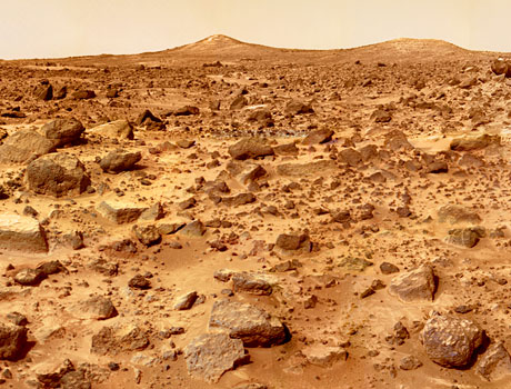 Detailed image of the surface of Mars taken by the Mars Pathfinder rover