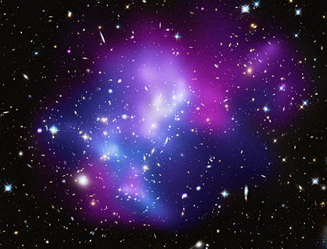Hubble Space Telescope image of Galaxy Cluster MACS J0717
