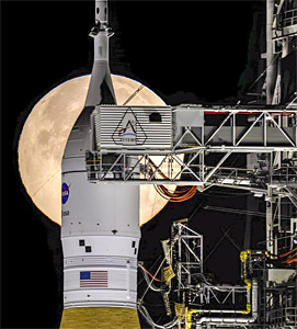 Image of the Artemis 2 spacecraft on the launch pad